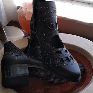 New Leather boots